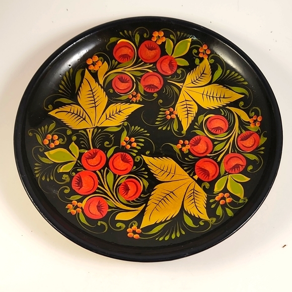 Lacquer Plate and Cup - Picture 2 of 5